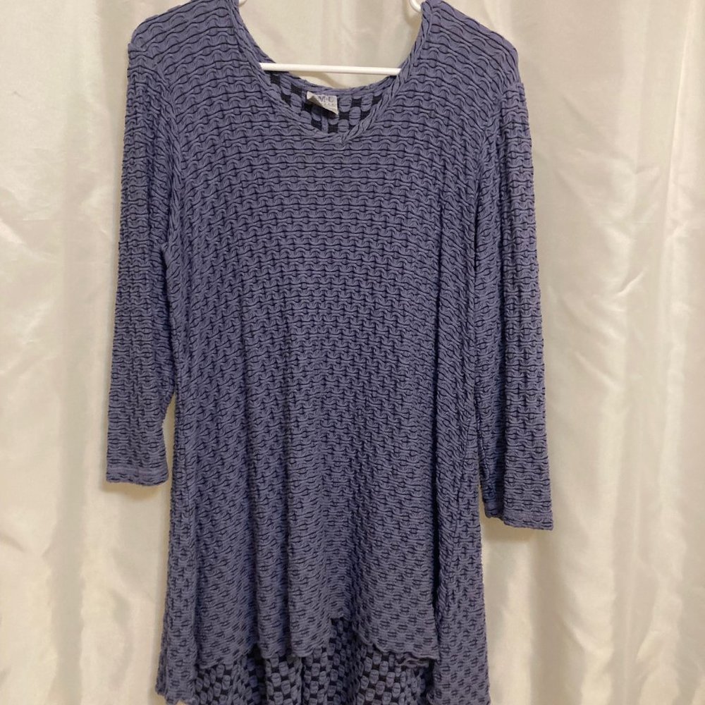 Purple Ellipitcal Hem Top